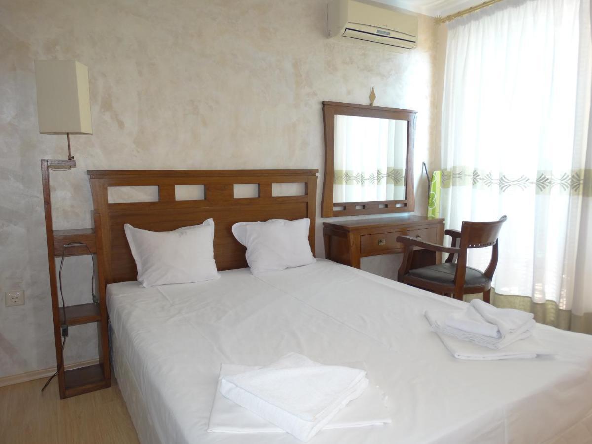 Chateau Del Marina Apart Complex Aparthotel Nesebar Luaran gambar