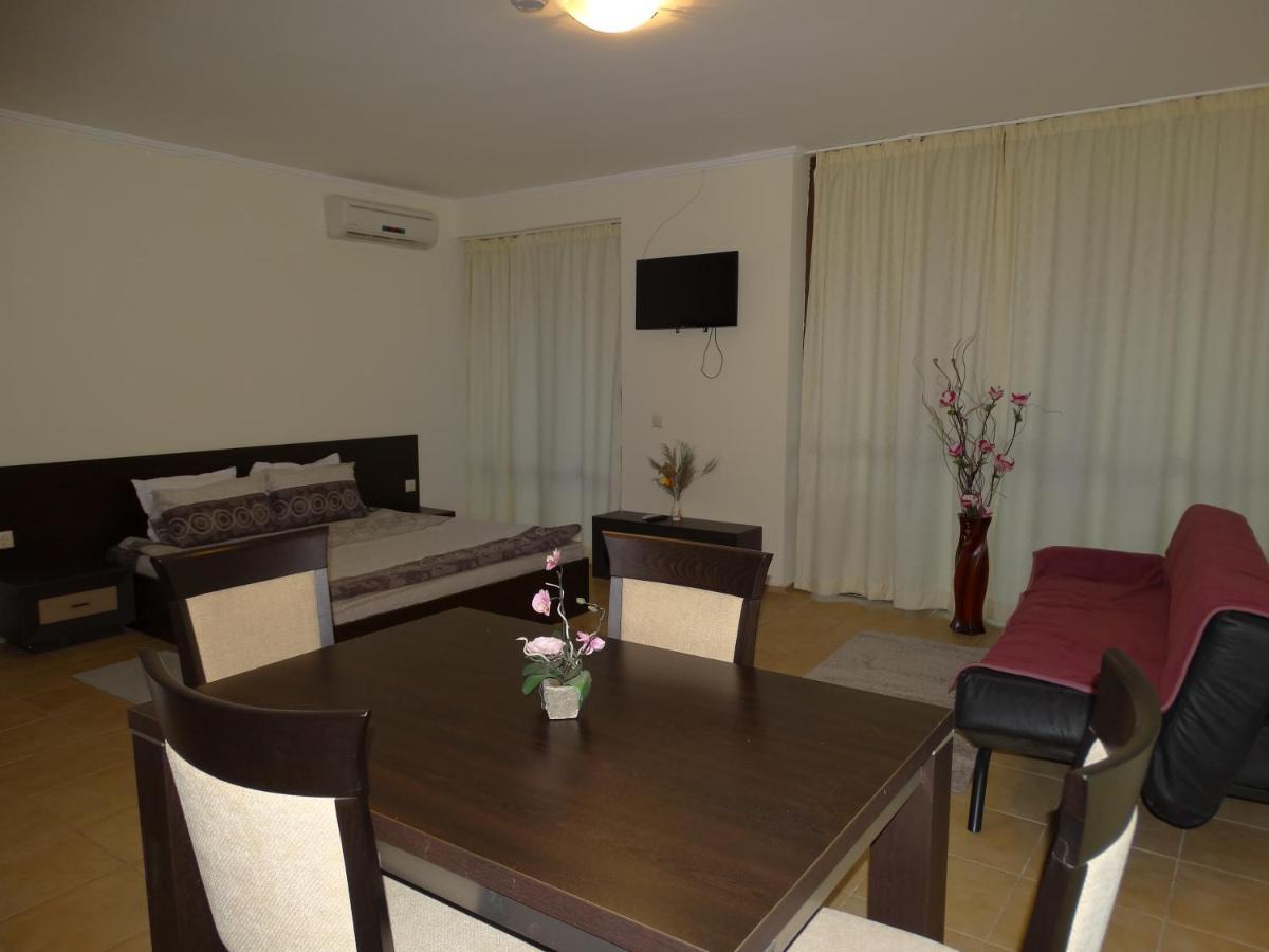 Chateau Del Marina Apart Complex Aparthotel Nesebar Luaran gambar